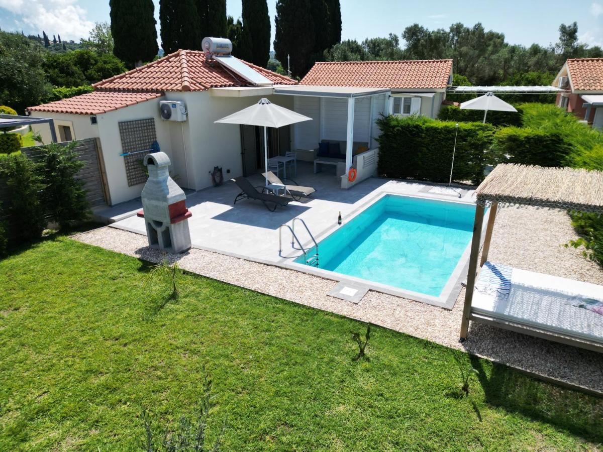 Cypress Garden Villas Свороната Екстер'єр фото